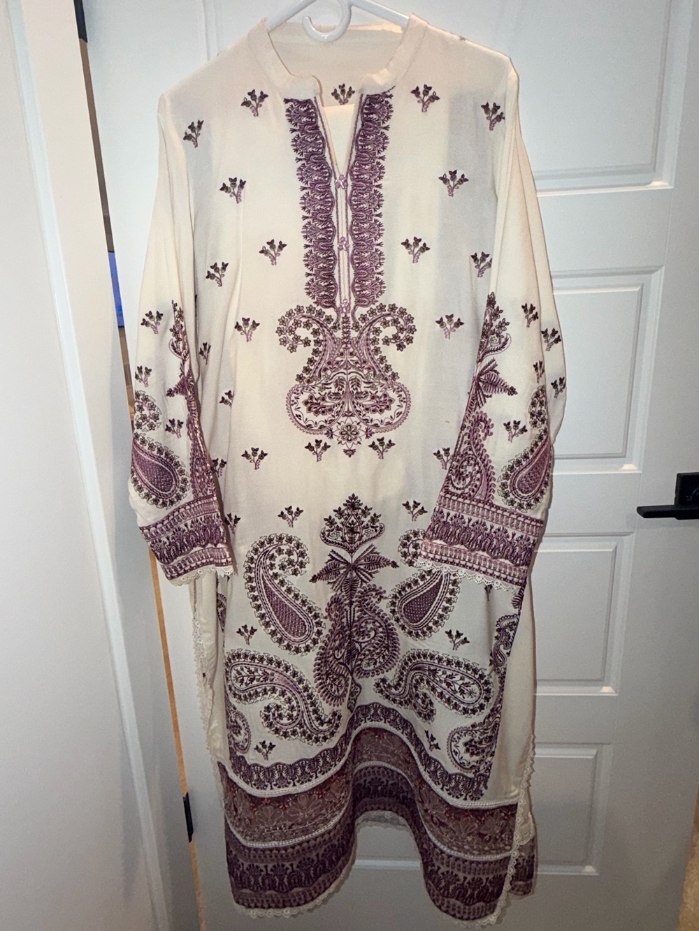 Charizma Fancy Khaddar Shalwar Kameez